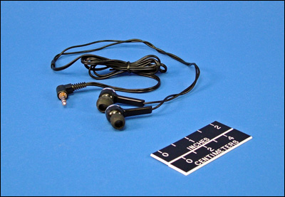 Noise Canceling Earbuds on Au 002432 001 Earbuds In Ear Design Blocks Background Noise Silicone